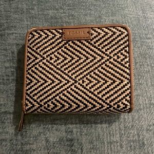 Fossil “Tweed” Bi-fold Wallet